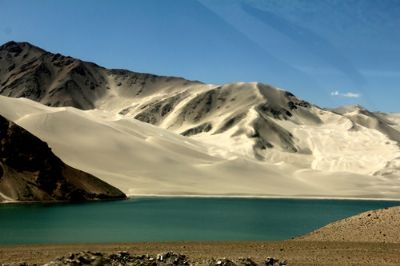 阿克陶白沙山