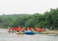 平洞河漂流