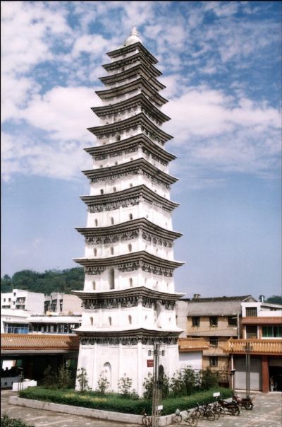 鹫峰寺塔